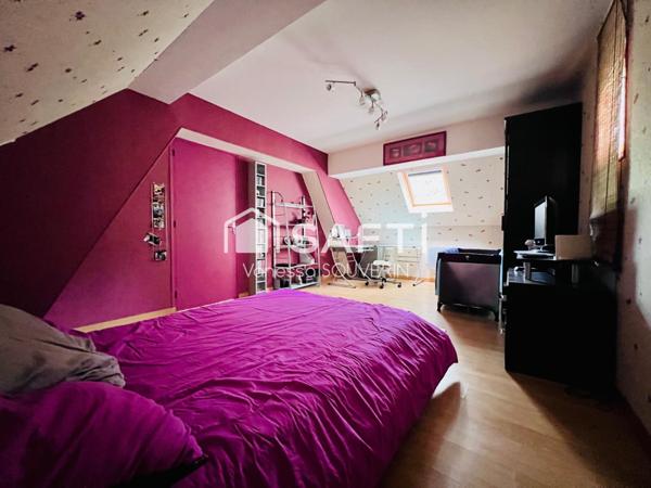 Deux maisons avec grange sur 1780 m2 de terrain