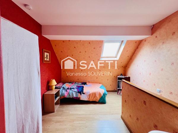 Deux maisons avec grange sur 1780 m2 de terrain