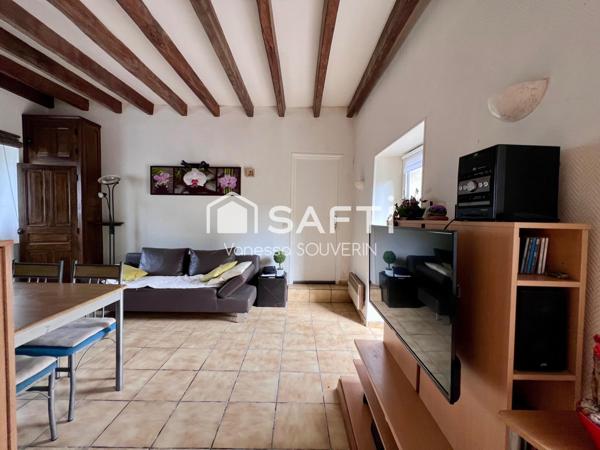 Deux maisons avec grange sur 1780 m2 de terrain