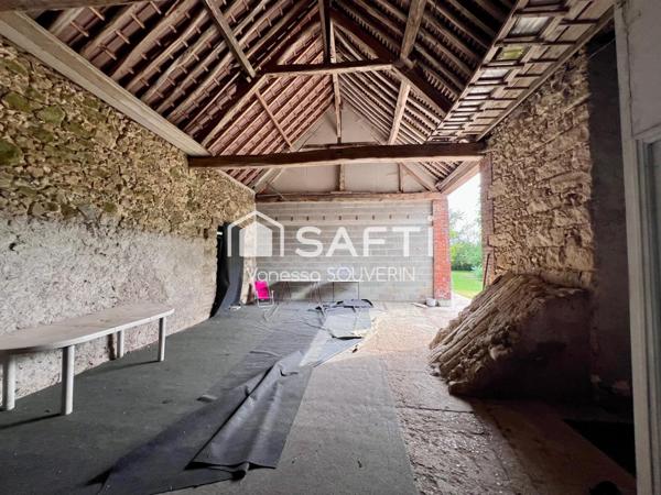 Deux maisons avec grange sur 1780 m2 de terrain