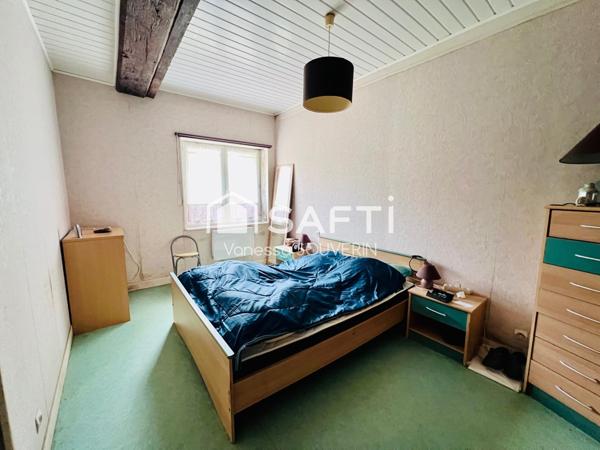 Deux maisons avec grange sur 1780 m2 de terrain