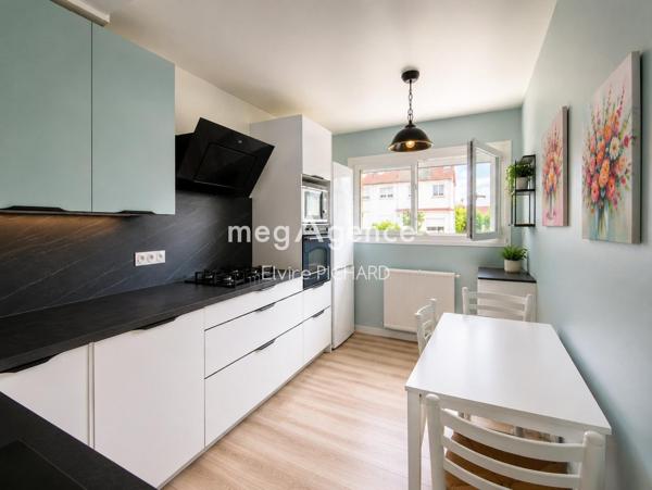 Maison à CHOLET, 49300 - 7 pièces 111m²