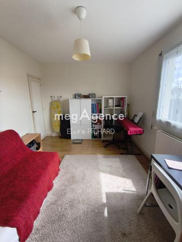 Maison à CHOLET, 49300 - 7 pièces 111m²