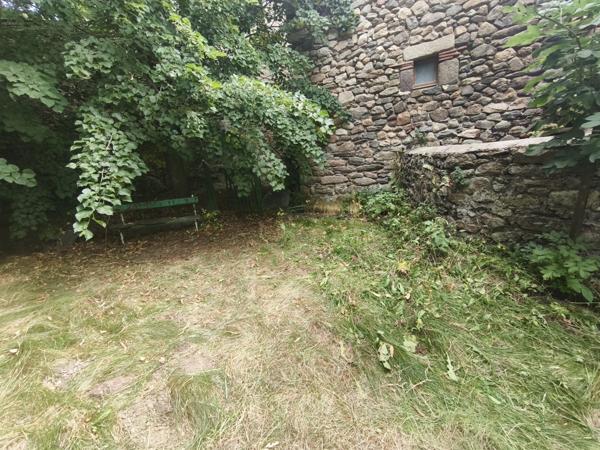 Saint-Pierre-dels-Forcats (66210) MAISON DE VILLAGE 3 CHAMBRES + JARDIN