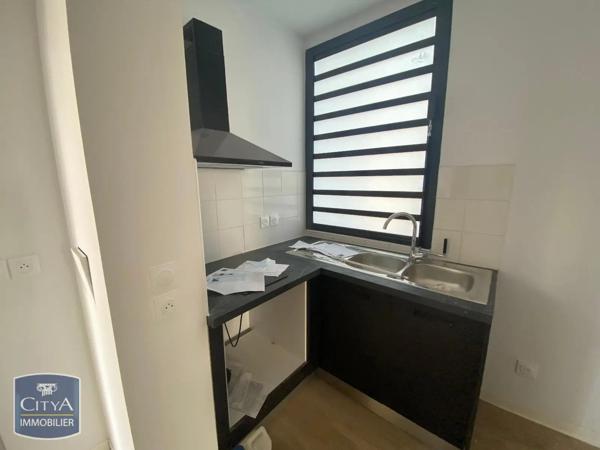 Appartement à louer 2 pièces 41.11m² Le Tampon (97430)