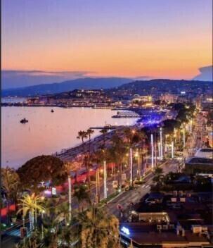 Vente fonds de commerce Cannes centre 44m² environ 45 000 €