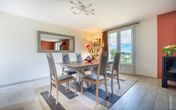 Maison à vendre    5 pièces • 130 m2 Mâcon