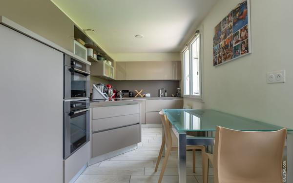 Maison à vendre    5 pièces • 130 m2 Mâcon