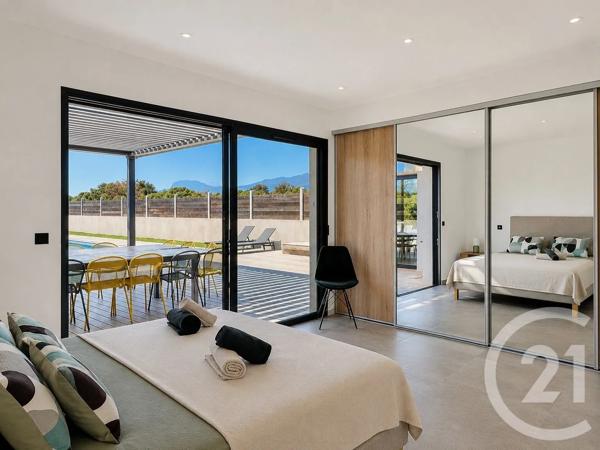 Maison à vendre  10 pièces - 292 m 2   LECCI  - 201