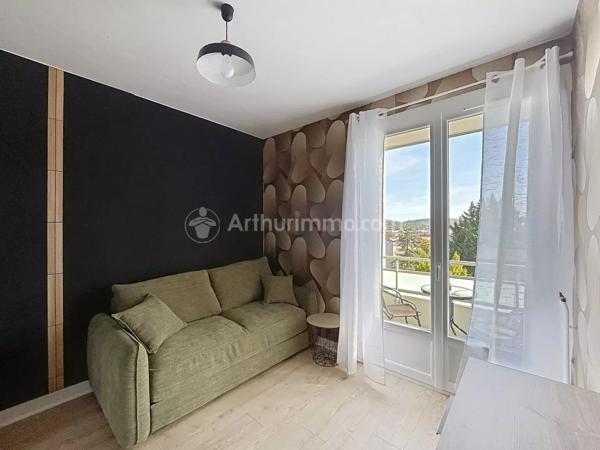 Location                                                      Appartement
                        
                     1 pièces                      15 m2                     à Chamalières