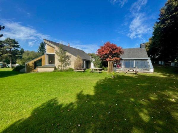 Maison à BRECEY, 50370 - 8 pièces 230m²