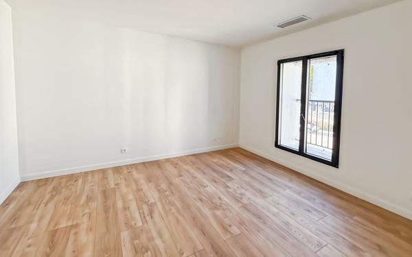 Appartement à vendre    4 pièces • 101 m2 Billère