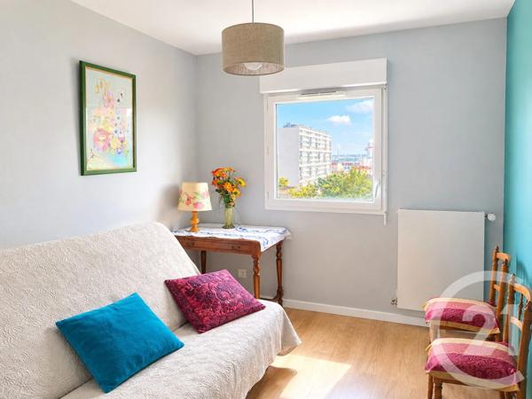 Appartement F3 à vendre  4 pièces - 83 m 2   IVRY SUR SEINE  - 94