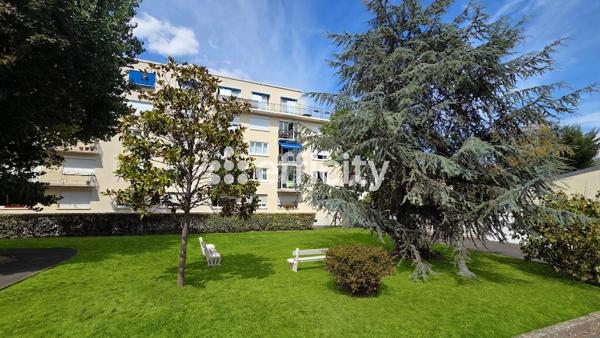 Appartement
         3 pièces
        - 66 m² 379 000 € *
