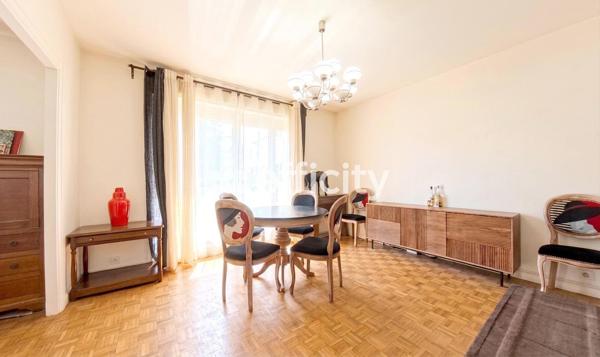 Appartement
         3 pièces
        - 66 m² 379 000 € *