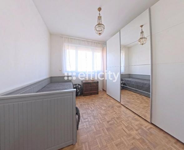 Appartement
         3 pièces
        - 66 m² 379 000 € *