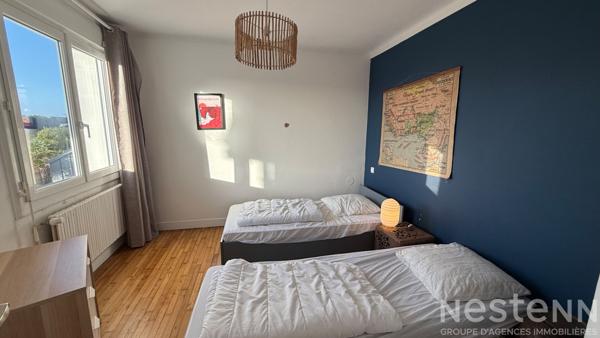 QUIBERON - Maison de 164 m², idéalement située au calme, à proximité immédiate du centre, de la mer et des commerces