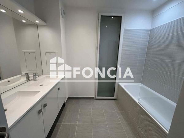 Location Appartement 4 pièces 94.8 m² - 18 RUE FRANCOISE DOLTO Les Mureaux 78130