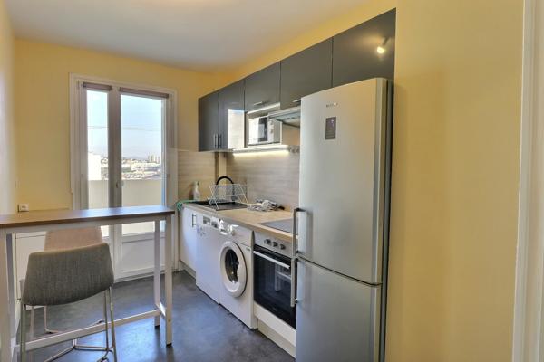 Marseille (13005) T3 meublé traversant avec vue panoramique