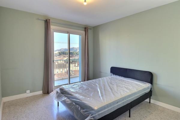 Marseille (13005) T3 meublé traversant avec vue panoramique