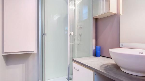 Pontrieux, Immeuble pour investissement locatif, 4 appartements et local artisanal