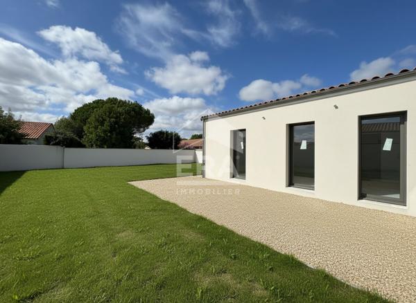 Maison  de plain-pied - 4 chambres - Disponible prochainement!