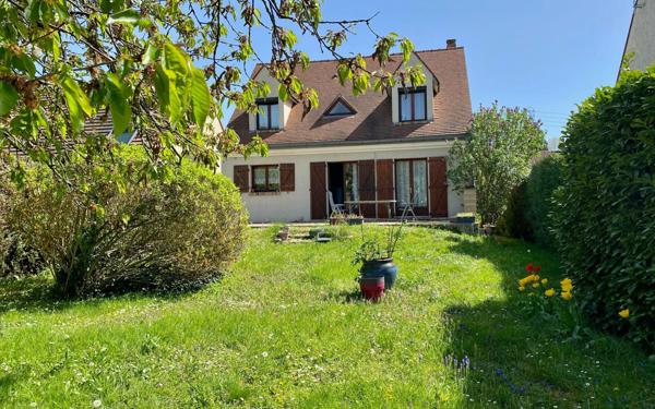 Maison à vendre    6 pièces • 125 m2 Mandres-les-Roses