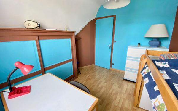 Maison à vendre    6 pièces • 125 m2 Mandres-les-Roses