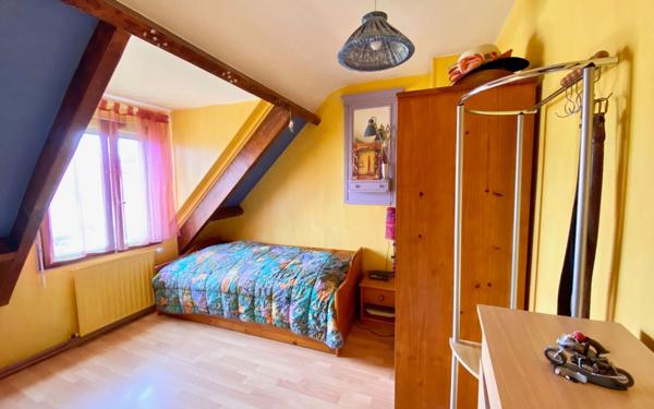 Maison à vendre    6 pièces • 125 m2 Mandres-les-Roses