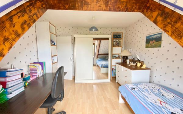 Maison à vendre    6 pièces • 125 m2 Mandres-les-Roses