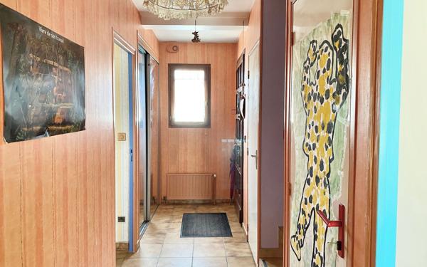 Maison à vendre    6 pièces • 125 m2 Mandres-les-Roses