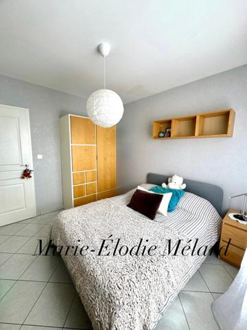 Maison individuelle  familiale 4 chambres + un bureau sur 10,79 ares COSNES-ET-ROMAIN