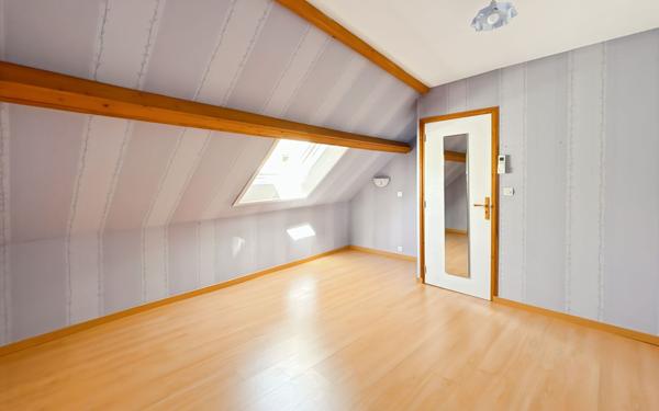 Maison à vendre    5 pièces •  Puiseaux