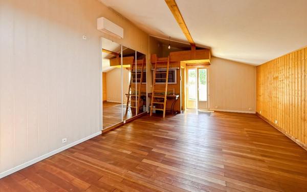 Maison à vendre    5 pièces •  Puiseaux