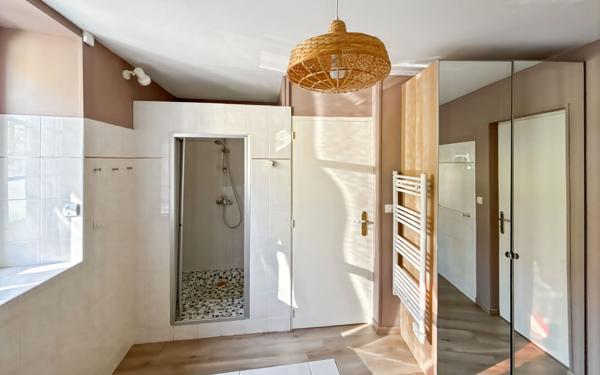 Maison à vendre    5 pièces •  Puiseaux