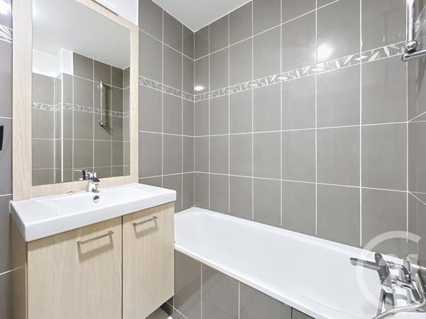 Appartement F4 à vendre  4 pièces - 79,83 m2 VITRY SUR SEINE - 94