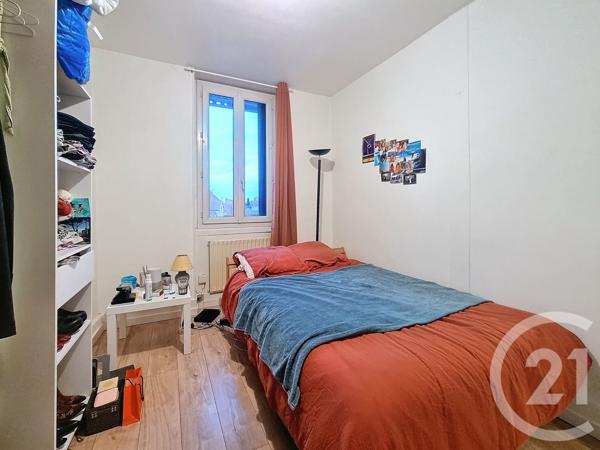 Immeuble à vendre  330 m2 ST POURCAIN SUR SIOULE - 03