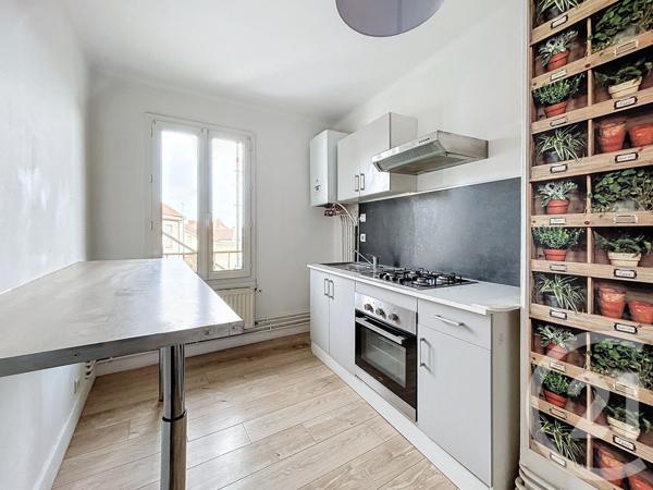 Immeuble à vendre  330 m2 ST POURCAIN SUR SIOULE - 03