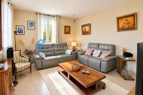 Maison 7 pièce(s) 6 chambre(s) 240 m²