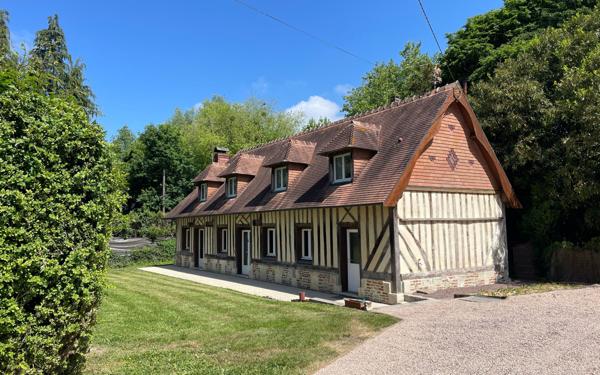 Maison à vendre    5 pièces •  Beaufour-Druval