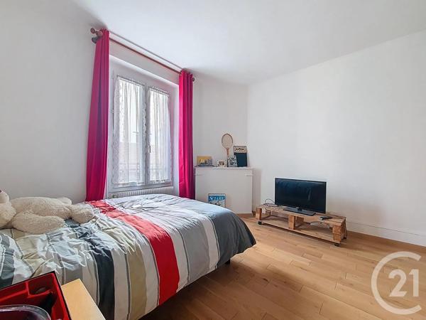 Maison à vendre  7 pièces - 212,20 m 2   CHENNEVIERES SUR MARNE  - 94