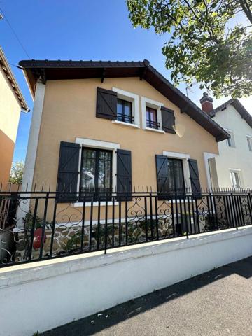 Maison à vendre    6 pièces •  Épinay-sur-Seine