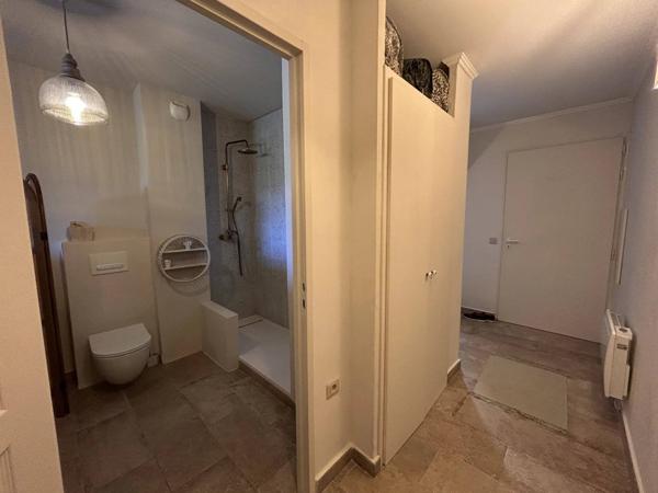 Golf de Pont Royal vue sur le lac,calme absolu, jardin privatif