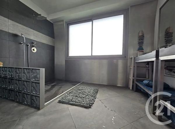Maison à vendre  7 pièces - 210 m 2   ST MAUR DES FOSSES  - 94