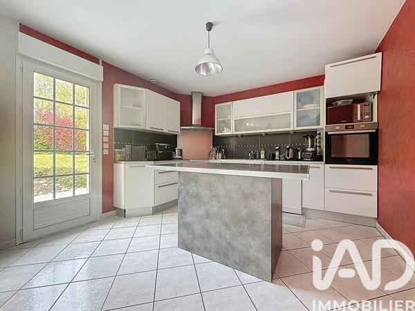 Maison à vendre 6 pièces 135 m² Le Mans