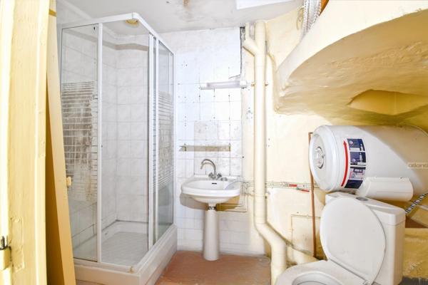 Immeuble à vendre THIERS (63)