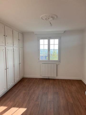 Maison  6 pièce(s) 130 m2