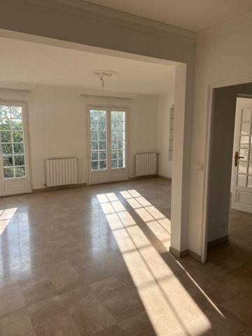 Maison  6 pièce(s) 130 m2