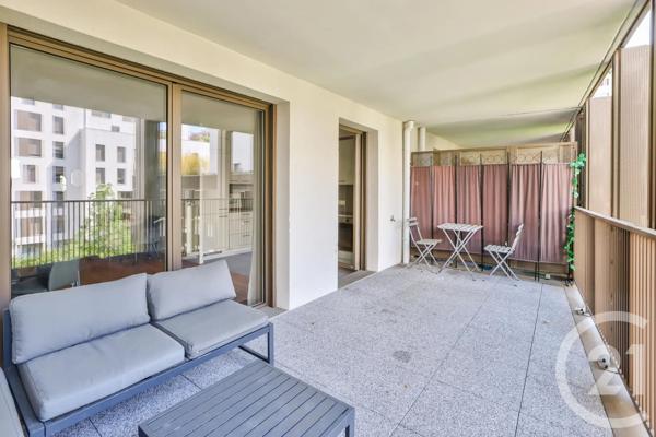 Appartement F4 à vendre  4 pièces - 87 m 2   AUBERVILLIERS  - 93
