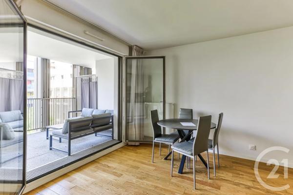 Appartement F4 à vendre  4 pièces - 87 m 2   AUBERVILLIERS  - 93